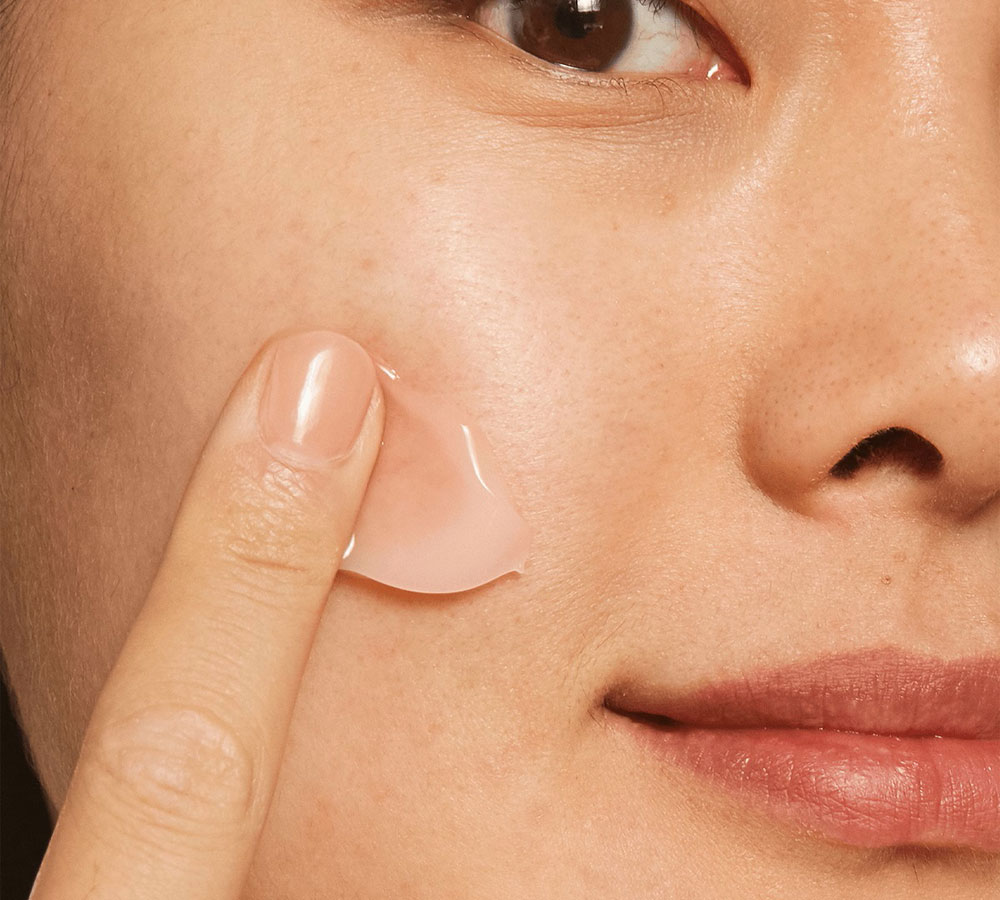 moisture-surgetm-100h-auto-replenishing-hydrator-maya-06