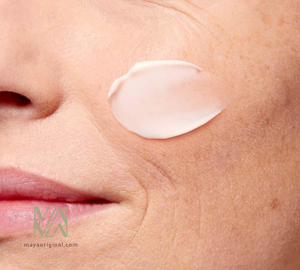 clarins-super-restorative-night-cream-maya-04 کرم شب کلارنس ترمیم کننده پوست